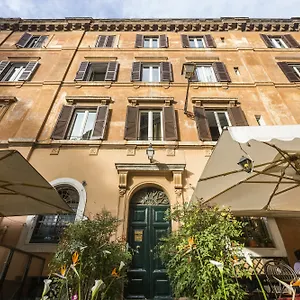 Bed & Breakfast Casa De' Fiori, Rome